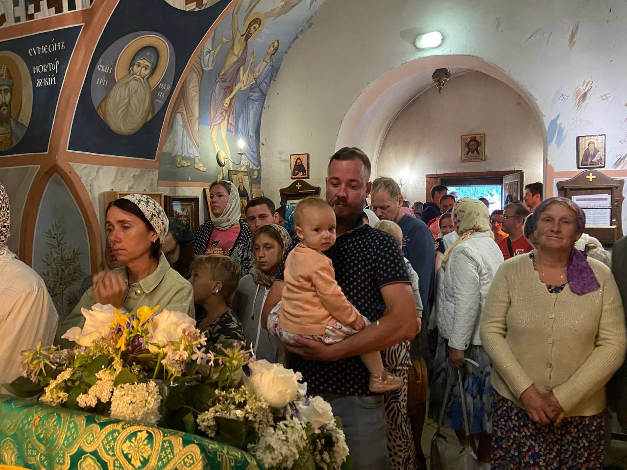 Литургия в Знаменской церкви