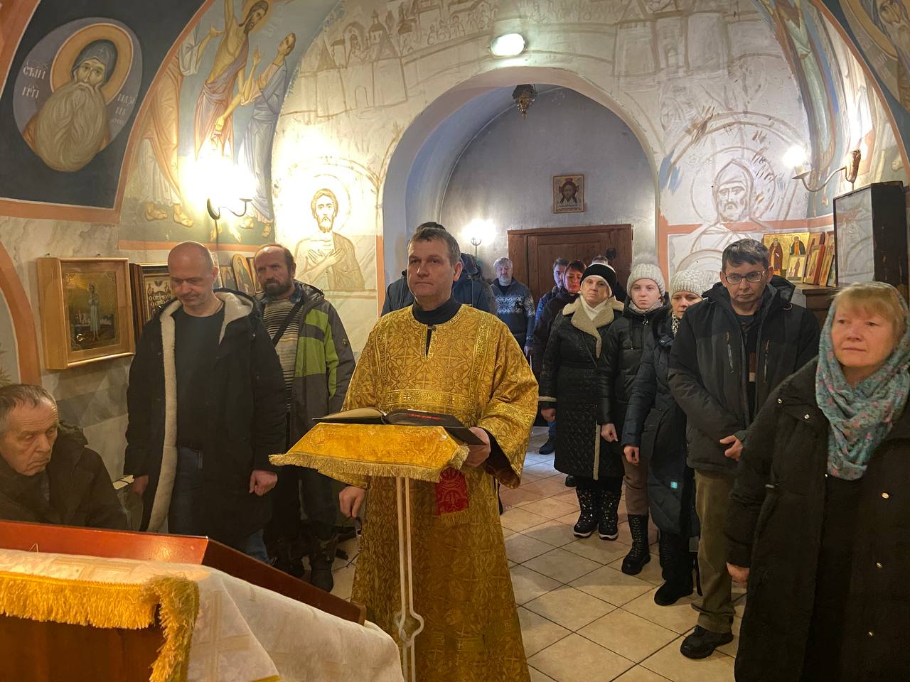 Литургия в Знаменской церкви