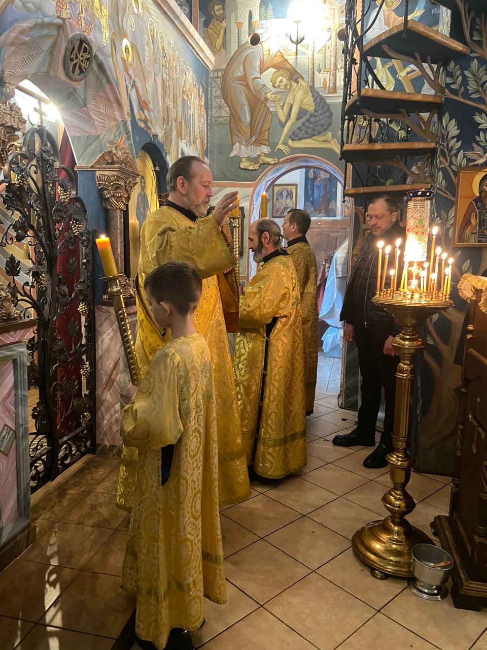 Литургия в Знаменской церкви