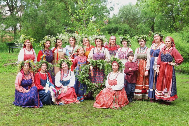 Фольклорный праздник в Савватьево в День Святой Троицы