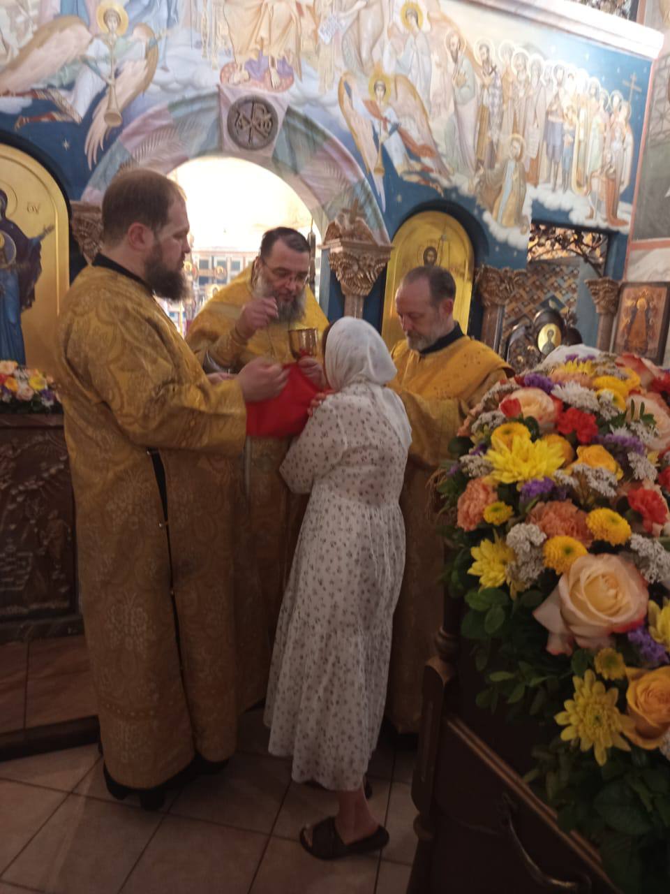 Литургия в Знаменской церкви