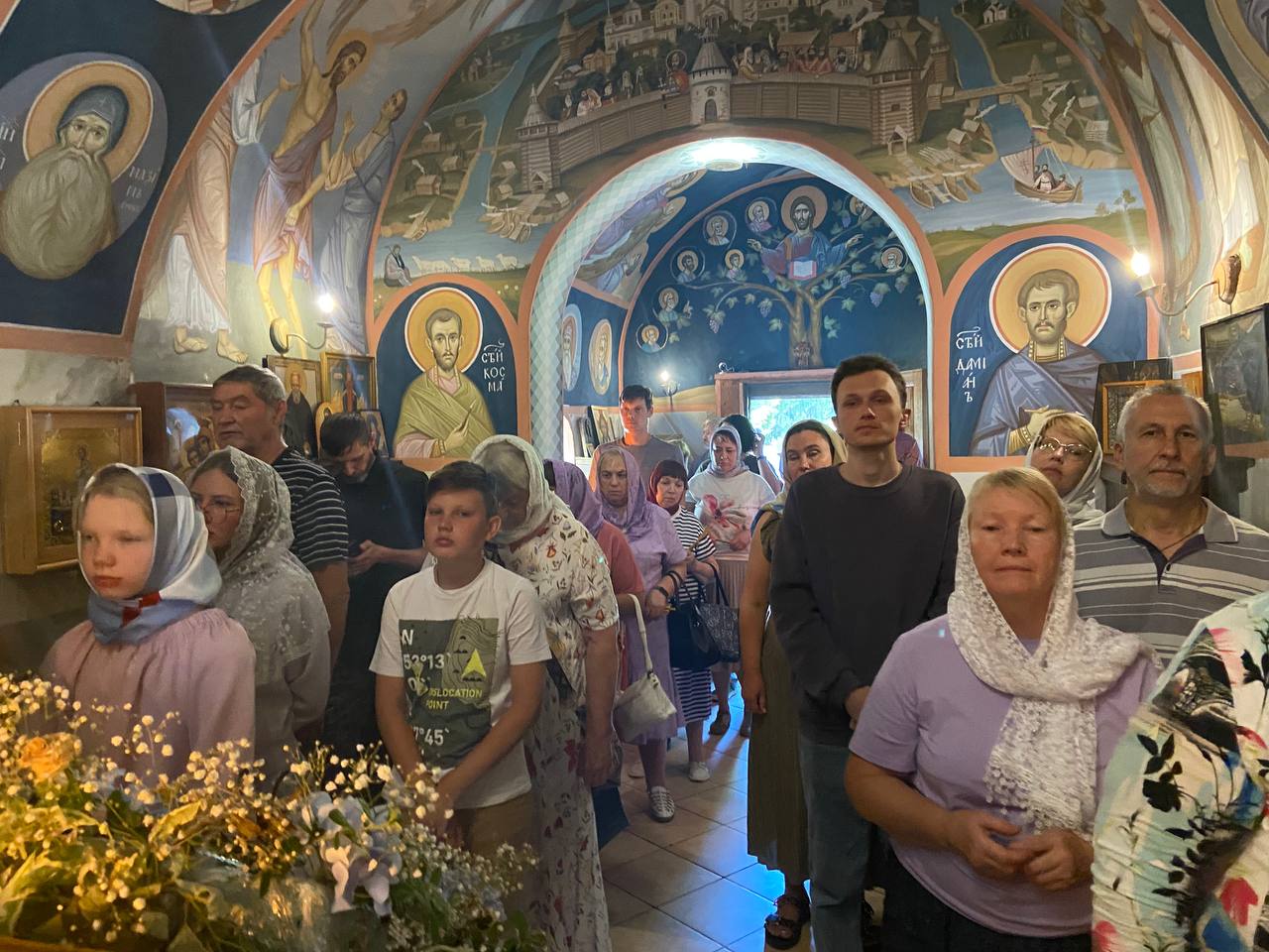 Литургия в Знаменской церкви