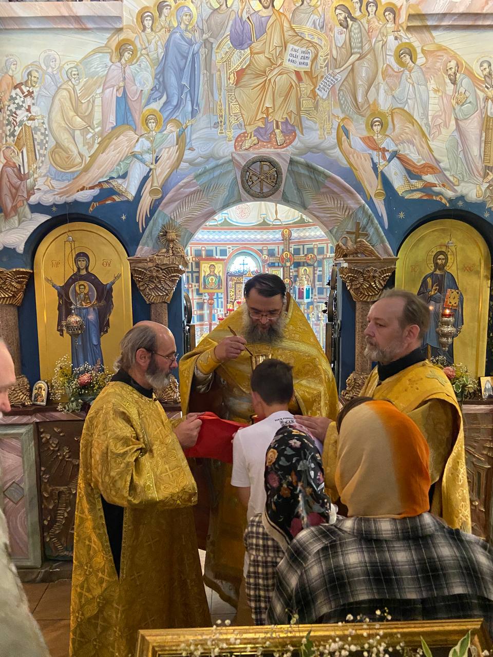 Литургия в Знаменской церкви