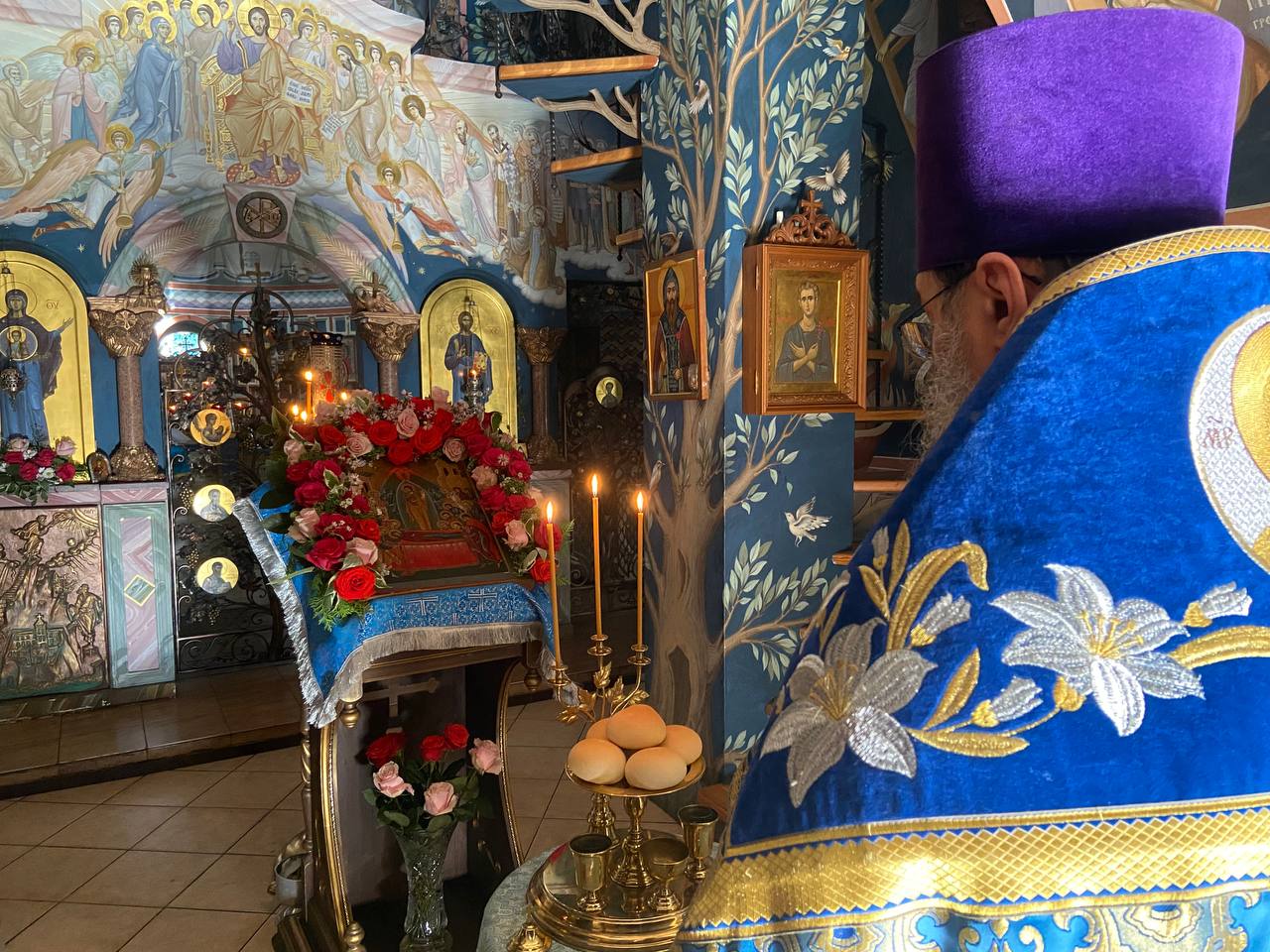 Всенощное накануне праздника Успения