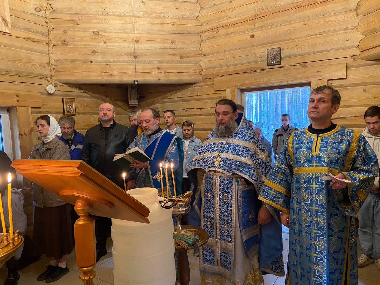 Праздничная Литургия