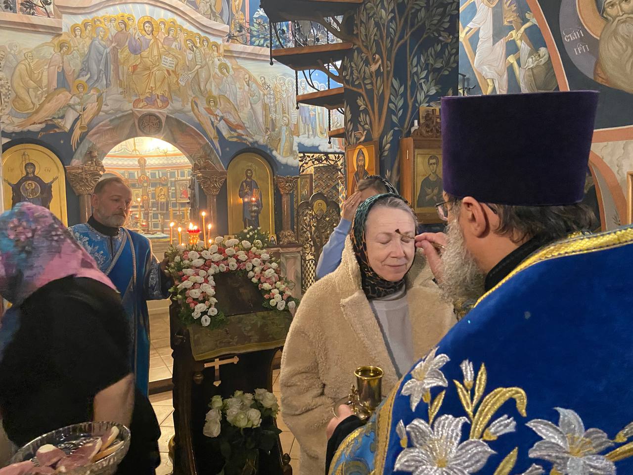 Елеопомазание на праздник Покрова
