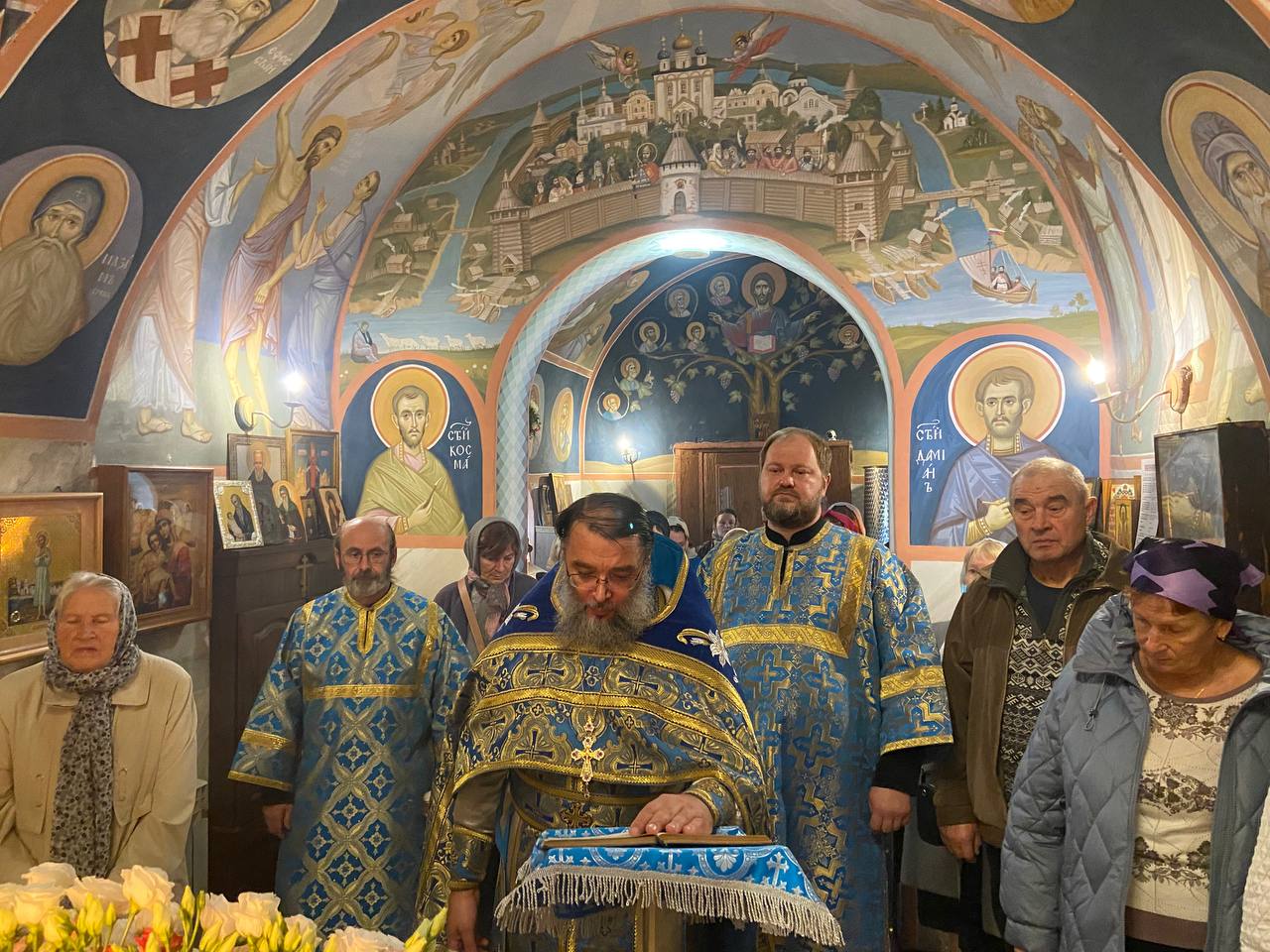 Акафист на праздник Покрова