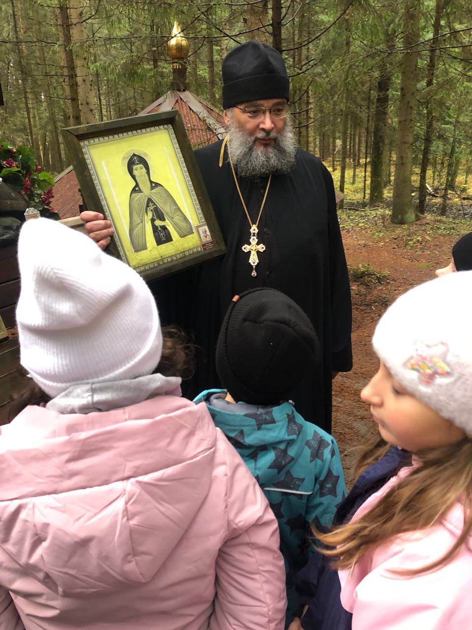 школьники в Савватьевой пустыни