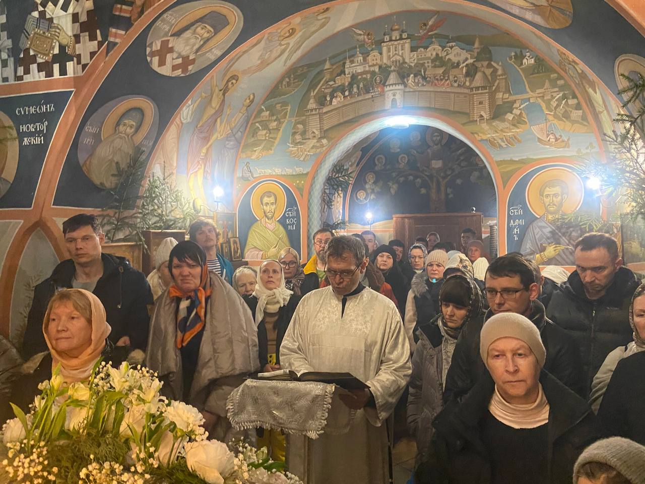 Андрей читает Апостол в Рождество Христово