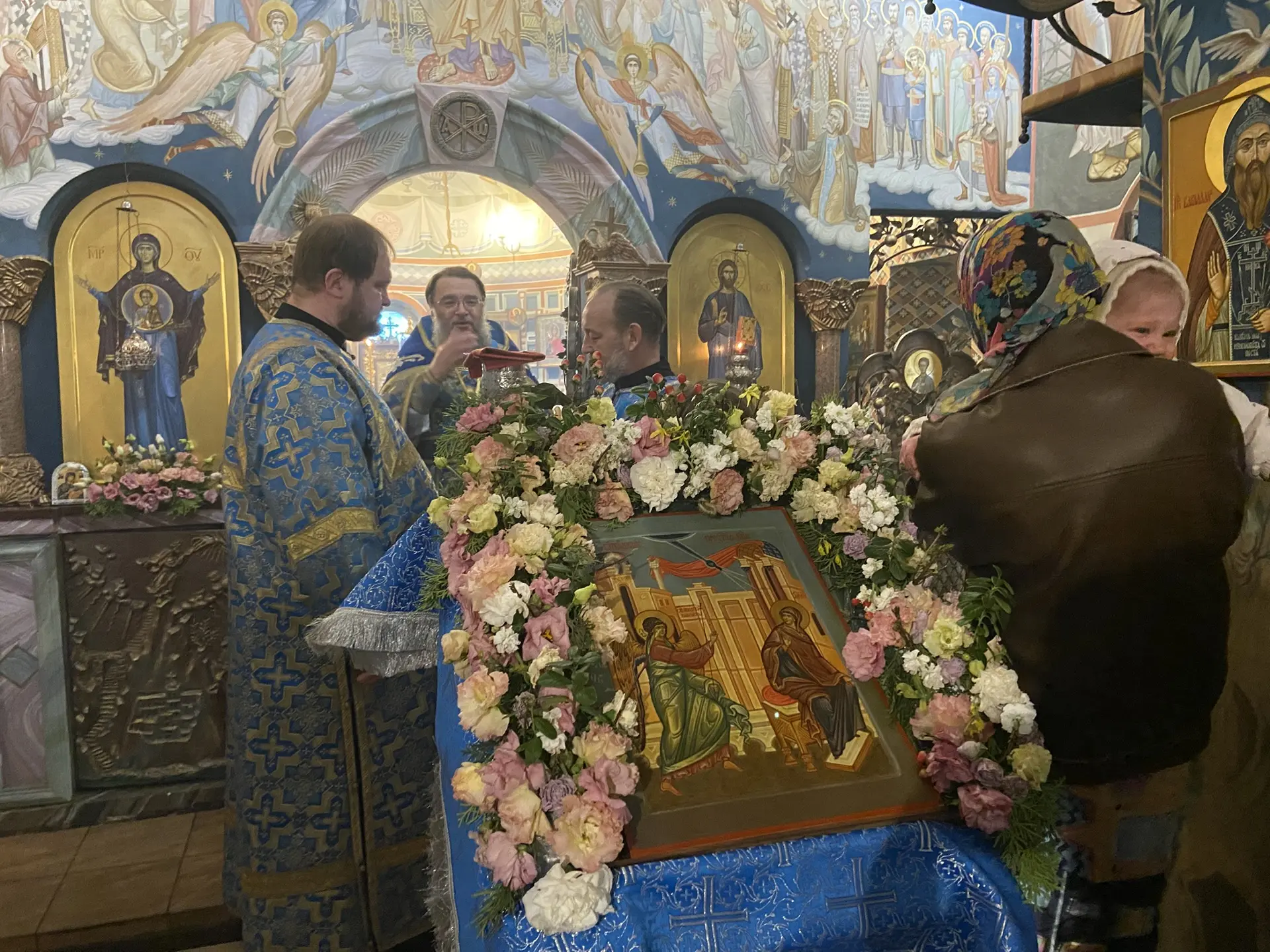Литургия в праздник Благовещения