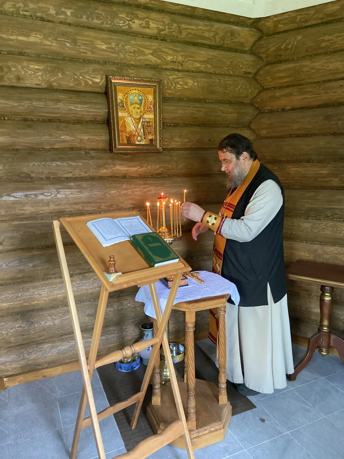 Часовня в Видогощах в праздник св. Николая чудотворца