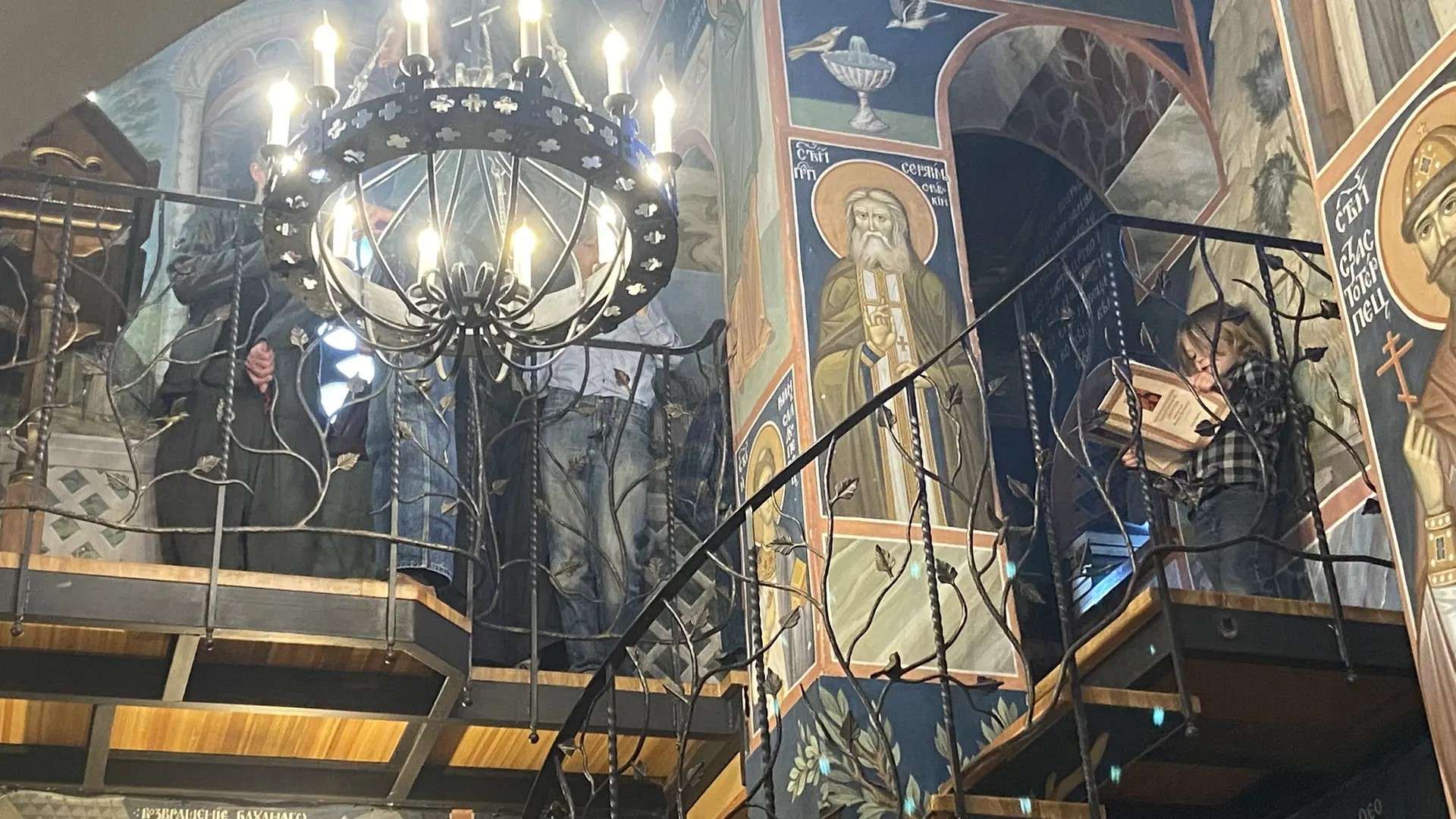 Литургия в Знаменской церкви