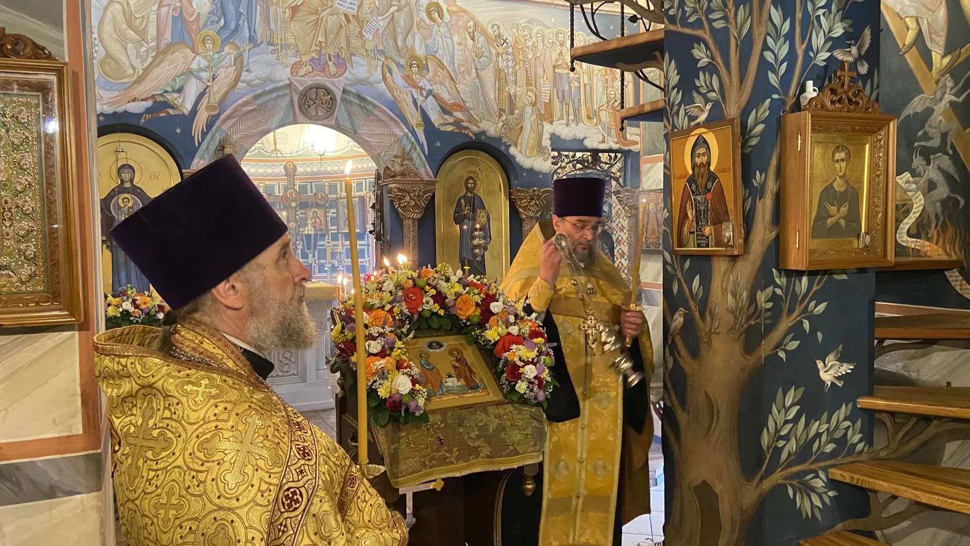 Литургия в Знаменской церкви
