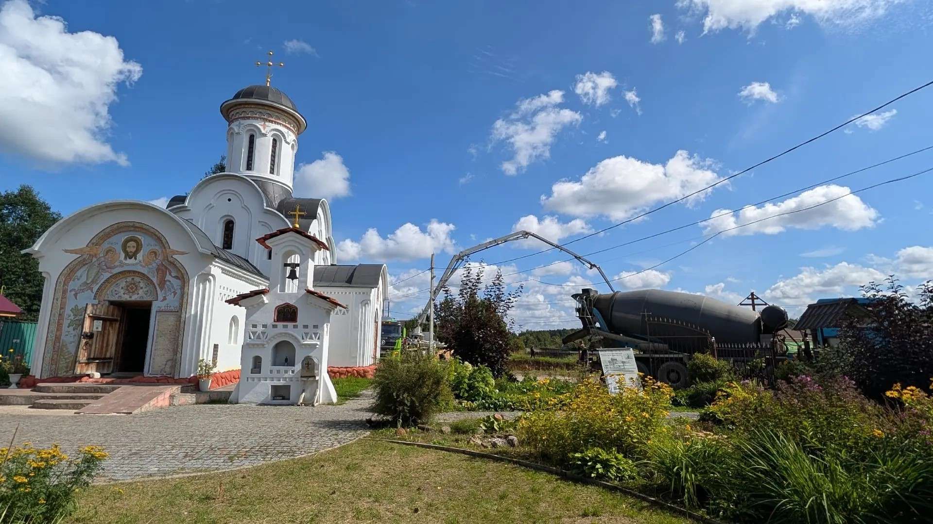 Фундамент Сретенского собора
