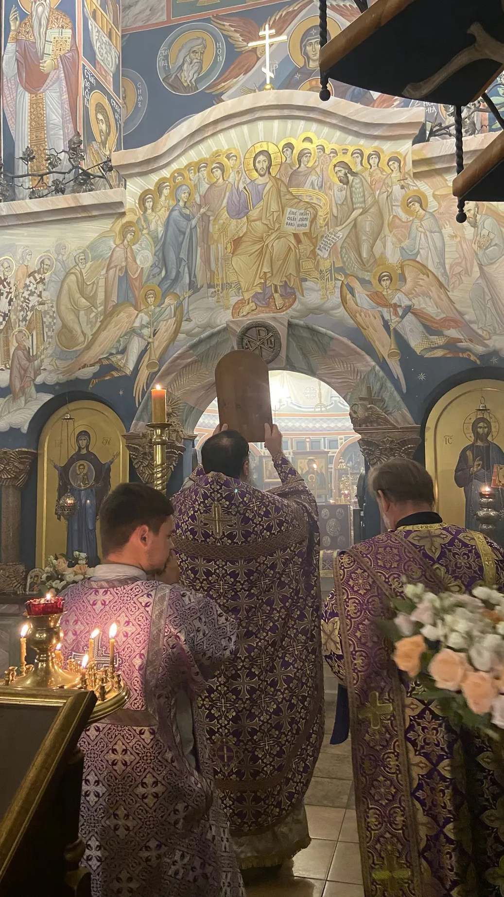 Всенощное накануне праздника Крестовоздвижения