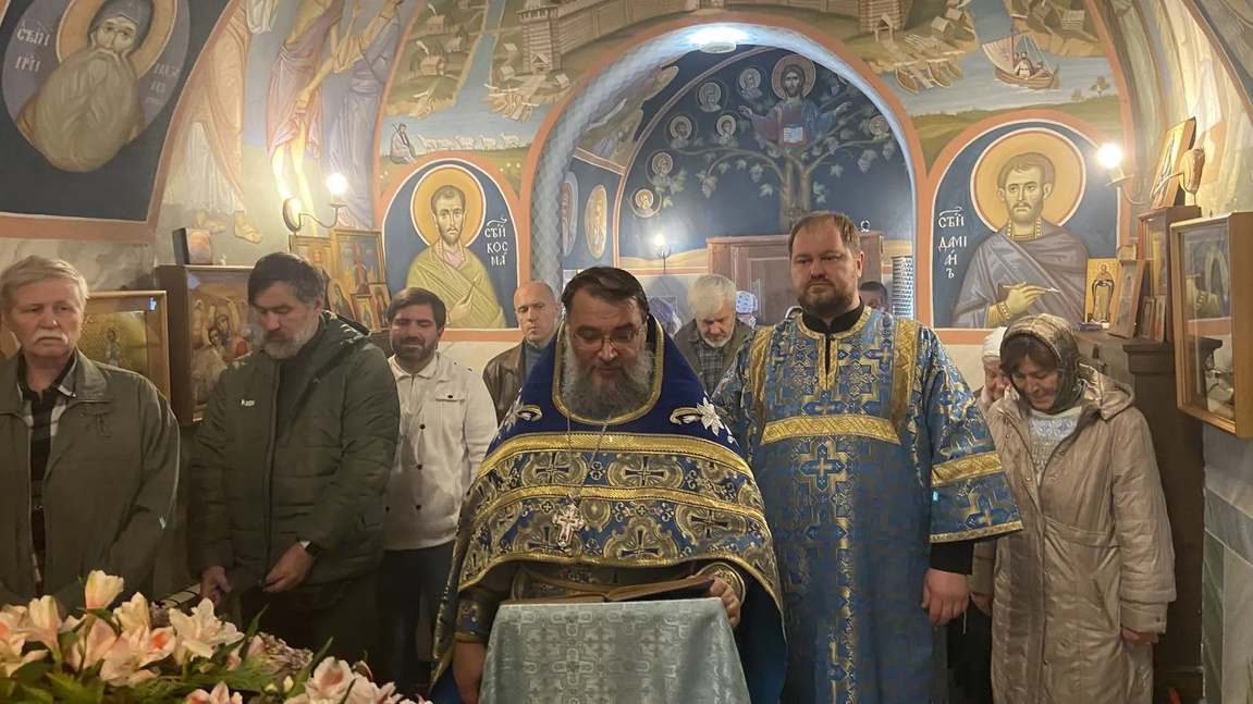 Акафист на праздник Покрова