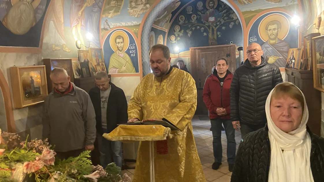 Воскресная Литургия