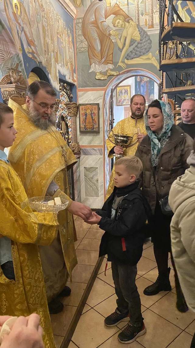 Воскресная Литургия