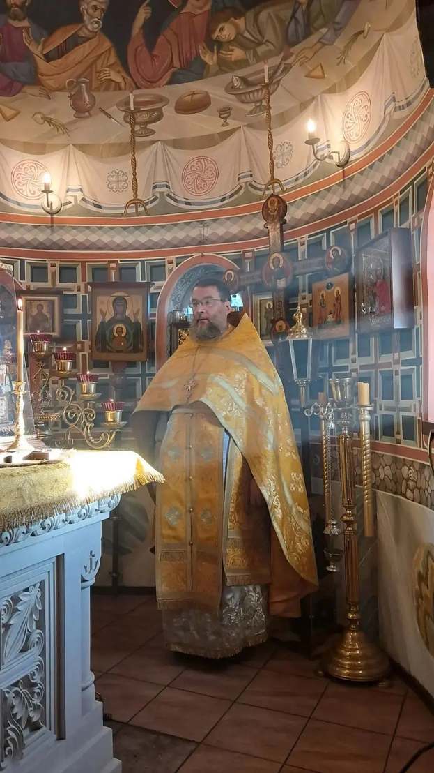 Воскресная Литургия