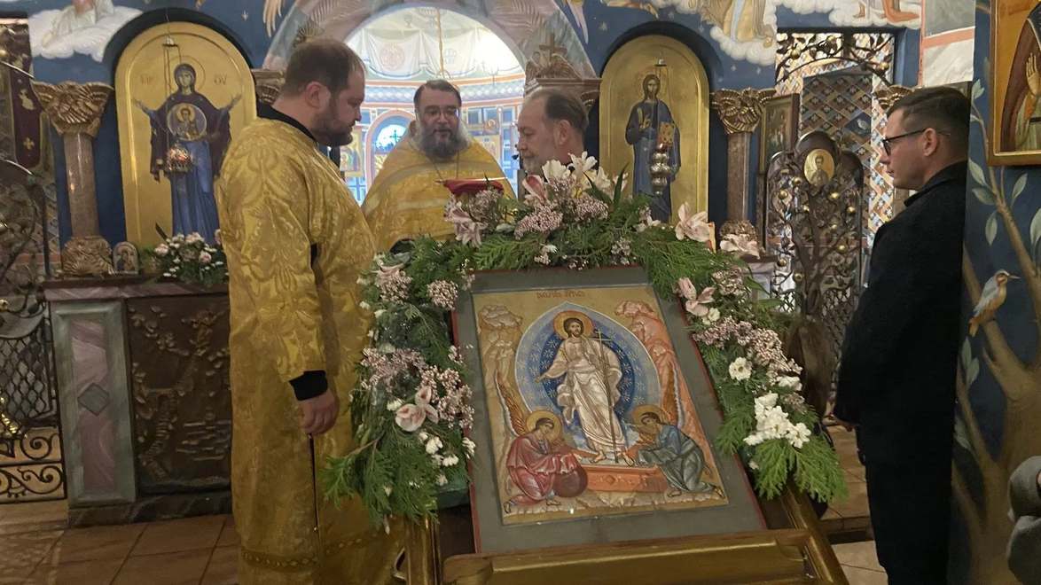 Воскресная Литургия